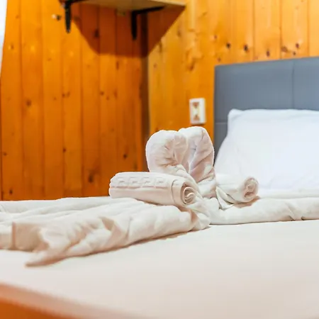 Parco vacanze M E R House Margine Rosso