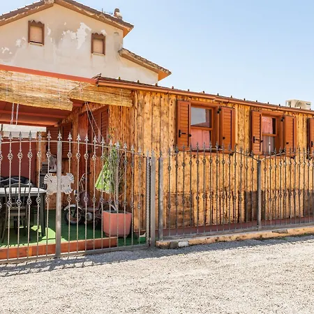 Kompleks wypoczynkowy M E R House Margine Rosso